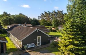 Gorgeous Home In Væggerløse With Sauna