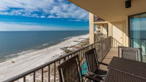 Phoenix IV 4103 condo