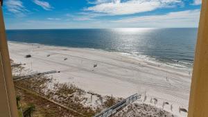 Phoenix IV 4103 condo