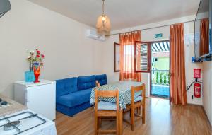 Two-Bedroom Apartment In Sibenik