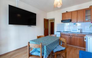 Two-Bedroom Apartment In Sibenik
