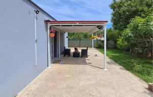 1 Bedroom Lovely Home In Pula 