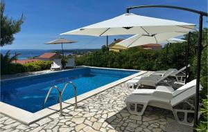 3 Bedroom Pet Friendly Apartment In Rab