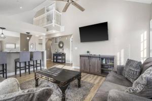 Branson Nook • Pool & Hot Tub, Near Attractions
