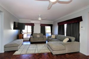 114 Woongarra Scenic Drive