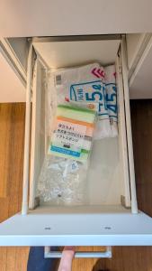 2min walk from the station Convenient for sightseeing in Tokyo Direct access to Shinjuku and Akihabara! Use of the Toei Shinjuku Line, 3-story house for rent