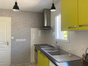 Maison 3 chambres, terrasse, jardin à La Terrière - FR-1-22-386