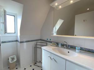 Maisons de vacances Grande maison familiale 11 pers. WIFI, proche port Perros-Guirec - FR-1-368-463 : photos des chambres