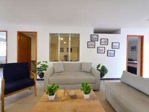 Casa amplia y cómoda cerca del Estadio y la 70