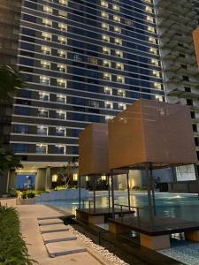 Room Transit Collins Boulevard