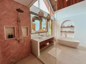 Brand new luxury 2BR villa with jungle view