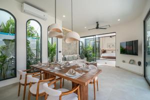 Larente 2 - Modern Chic 2BR, Close to Bingin Beach