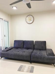 DOTS 21 Seaview High Floor Suite
