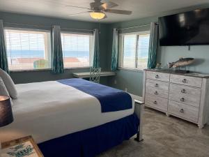 Beachgate Condo Suites and Hotel 231 condo