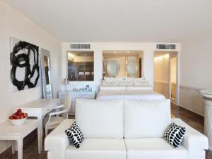 BELOVED PLAYA MUJERES -INCLUSIVE- ADULTS ONLY