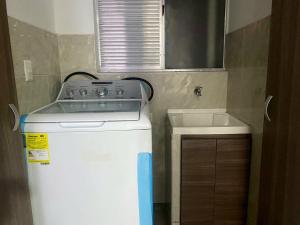 LUX Wi-Fi 300Mbps AC By Buenavista & Malecon
