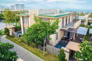 Serene Villa trong Wyndham Garden Cam Ranh Resort