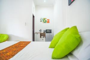 Ava Guesthouse #2 - Cozy Room with Desk&Kitchenette