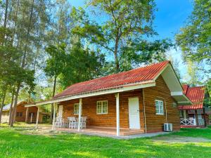 The Golden View Resort สวนผึ้ง