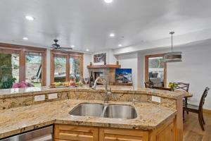 Trails End Lodge At Deer Valley Resort - One Bedroom Residence With Spa #104