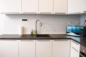 Fantabulous Downtown Abode