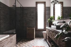 The Black Ace Residence Heated Magnesium Pool Avalon Beach