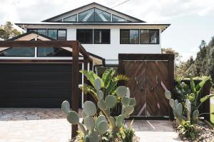 The Black Ace Residence Heated Magnesium Pool Avalon Beach