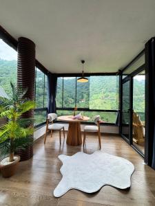 Valent Suit Bungalov