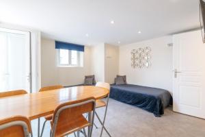 Hotels Hotel Belle Vue Royan : photos des chambres