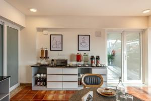 Wandr Hotel- Near MG Road