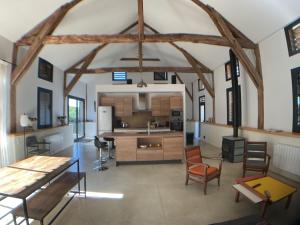 Villas Le sechoir a tabac et sa piscine Les temps des sources : photos des chambres