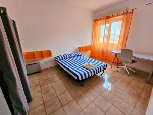 Two-Bedroom Apartment with Sea View