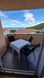 Sea and Sunset View Šarić