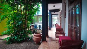 Pearl City Hotel & Yala Safari