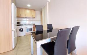 Awesome Apartment In Bellreguard