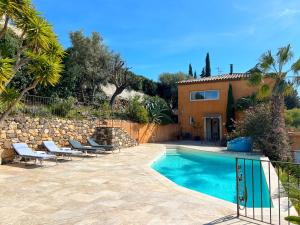 Les Oliviers, Villa climatisée, Piscine privée vue mer