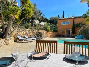 Villas Magnifique villa au calme, Vue mer, piscine : photos des chambres