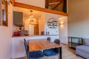 Appartements Appartement avec superbe vue montagne : photos des chambres