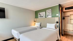Hotels Campanile NATURE - Cergy Pontoise : photos des chambres