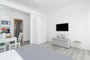 Studio Apartments Nada