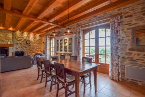 Hotels Domaine d'Essendieras : photos des chambres