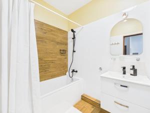 SuperApart Banderii 4 - na Woli z balkonem i parkingiem