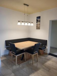 Apartment Karin, Eigener Eingang, 3 Schlafzimmer, Doppelcarport