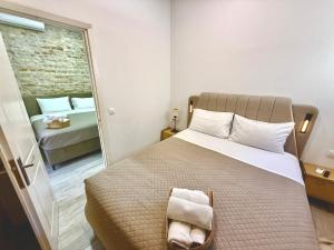 TRAVELLERS CORFU TOWN Luxury Suites, Studios & Apartments