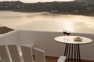 Cova Mykonos Suites Myconos Greece