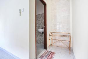 Ava Guesthouse #4 - Budget and Simple Room