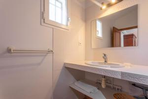 B&B / Chambres d'hotes Maison d-hotes Collobrieres : photos des chambres