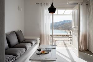 Cova Mykonos Suites Myconos Greece