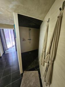 B&B / Chambres d'hotes La Pinede D'Estarac : photos des chambres