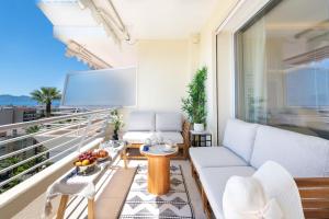 2-Br Apartment with Sea View Terrace Cannes